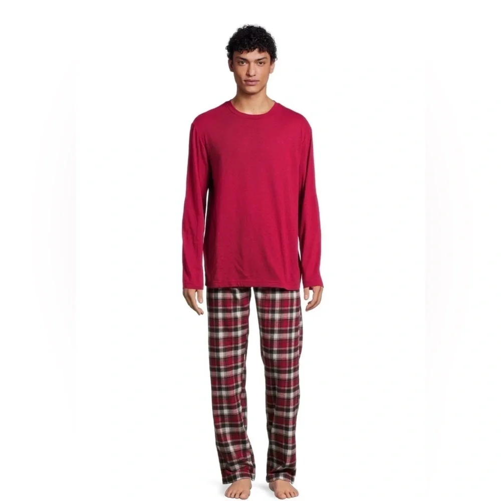 Hanes Men’s Slub Jersey Top and Ultra Soft Flannel Sleep Pants Set, 2-Piece
